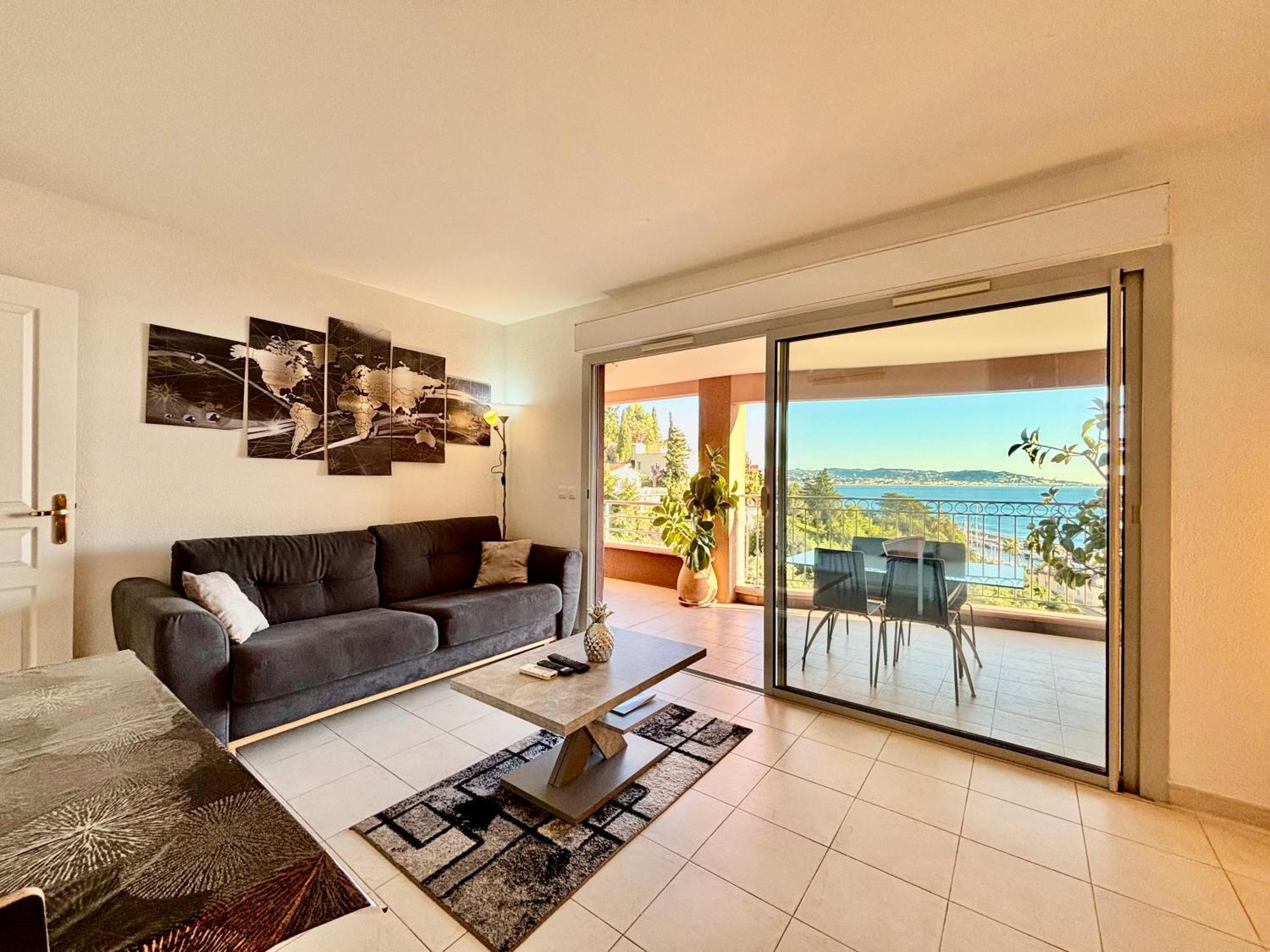Superbe 3 Pieces Sur La Baie De Theoule Lägenhet Exteriör bild